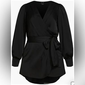 ✨✨✨NWT Size 20 High Low Black Top